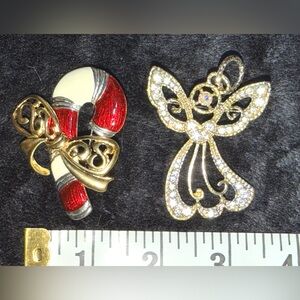 Bundle of 2 Vintage Holiday Brooches